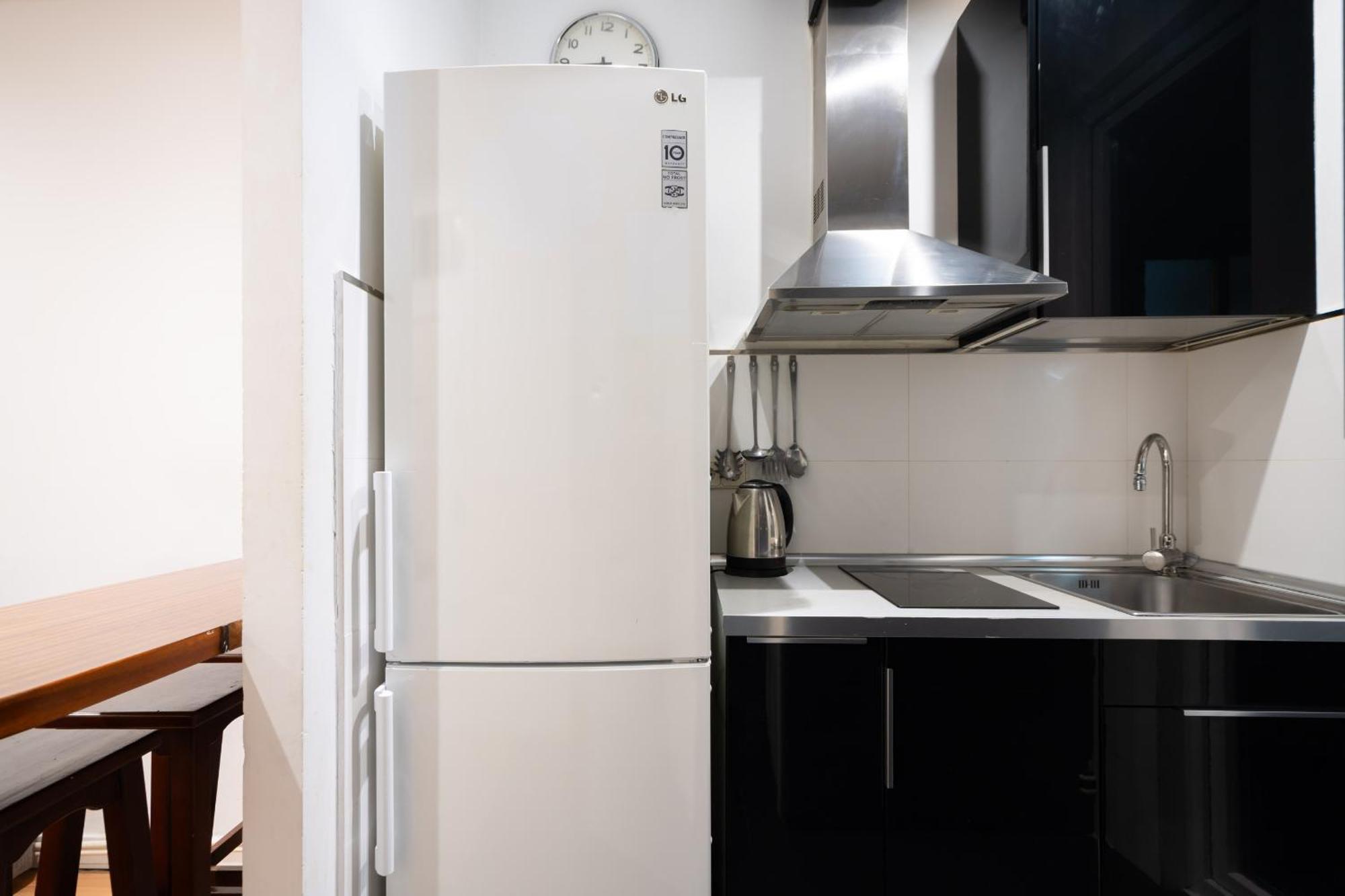 Apartamento En La Plaza De Lavapies Alquiler Temporal Μαδρίτη Εξωτερικό φωτογραφία